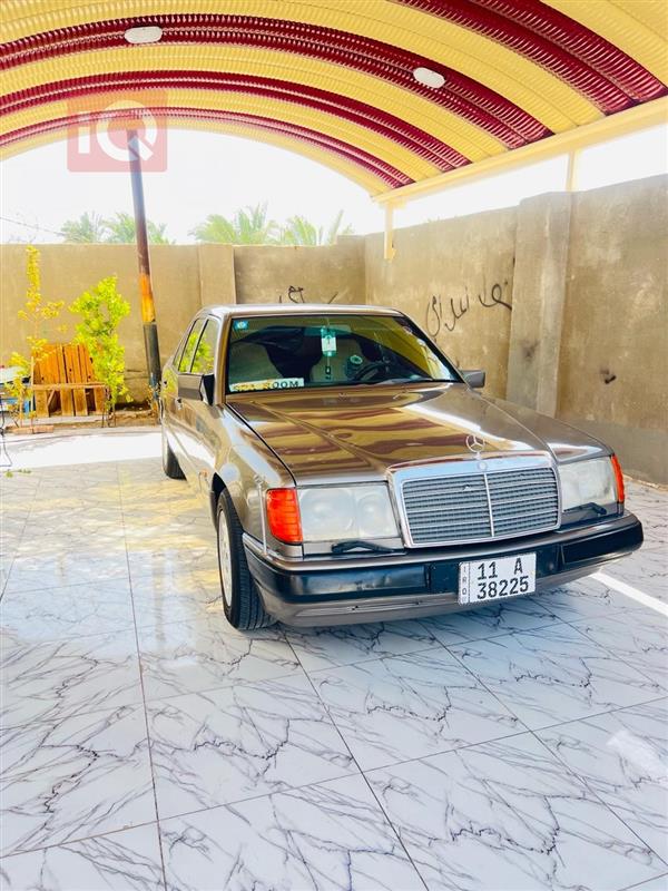 مرسيدس بنز E-Class 1990 للبيع في العراق - الدير